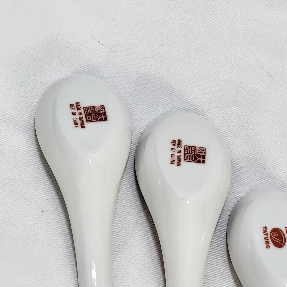 Vintage Chinese Porcelain Soup Spoons Set of 7 Tatung Famille Rose Floral Dragon